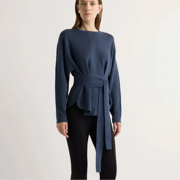 Modern Citizen Relaxed Scoop Neck Sweater in Taupe - Picture 3 of 9